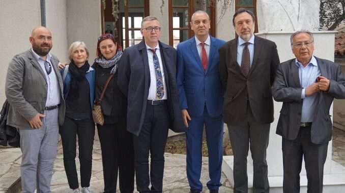 ΣΤΗΝ ΙΤΑΛΙΑ ΓΙΑ ΤΟ ΟΛΟΚΑΥΤΩΜΑ ΤΟΥ BOVES Ο ΔΗΜΑΡΧΟΣ ΕΛΑΣΣΟΝΑΣ