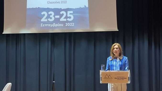 ΦΕΤΑ. ΈΝΑ ΟΝΟΜΑ ΚΑΙ ΕΝΑ ΠΡΟΪΟΝ ΑΠΟΛΥΤΑ ΤΑΥΤΙΣΜΕΝΟ ΜΕ ΤΗΝ ΕΛΛΑΔΑ