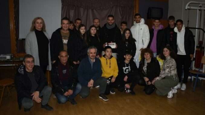 FAIR PLAY ΣΕ ΟΛΑ ΤΑ ΕΠΙΠΕΔΑ ΖΩΗΣ ΣΤΟ ΓΥΜΝΑΣΙΟ ΚΑΡΥΑΣ