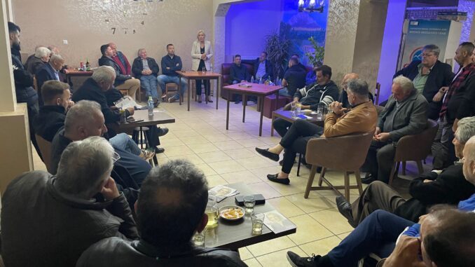 ΡΕΝΑ ΚΑΡΑΛΑΡΙΩΤΟΥ: ΣΤΗΡΙΖΟΥΜΕ ΤΟΝ ΤΟΠΟ ΚΑΙ ΤΟΥΣ ΠΑΡΑΓΩΓΟΥΣ ΜΑΣ