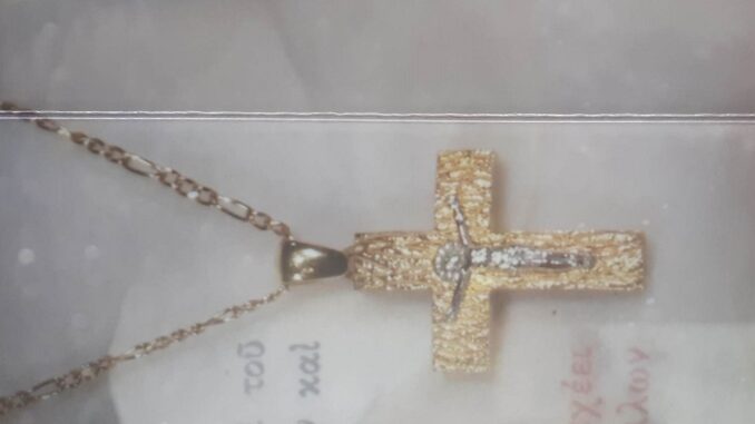 ΧΑΘΗΚΕ ΒΑΠΤΙΣΤΙΚΟΣ ΣΤΑΥΡΟΣ ΜΕ ΑΛΥΣΙΔΑ