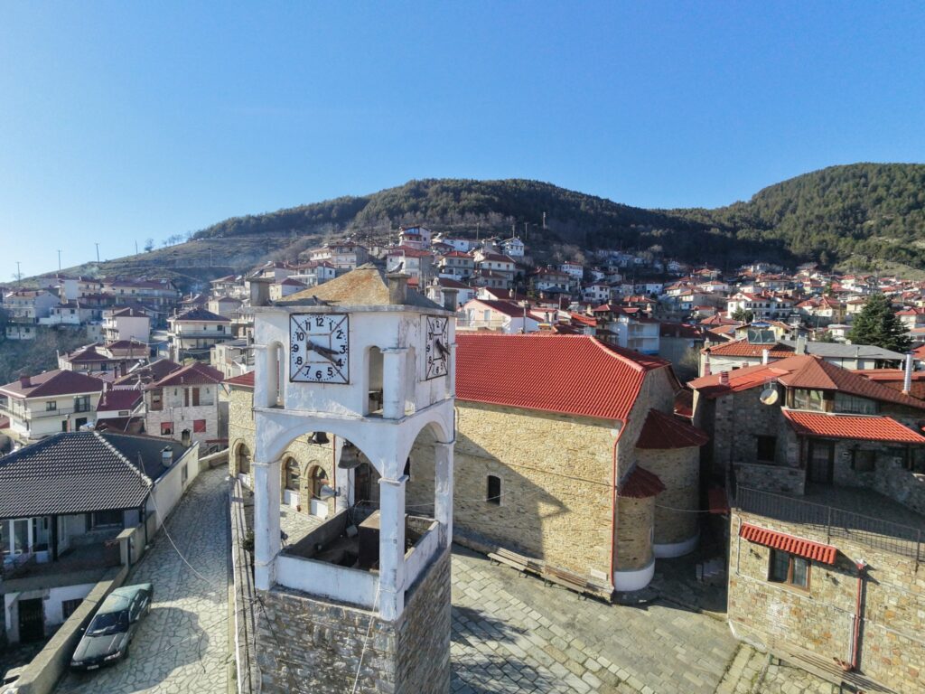 Η παραπονεμένη γειτονία σε χωριό της Ελασσόνας και οι διακρίσεις…