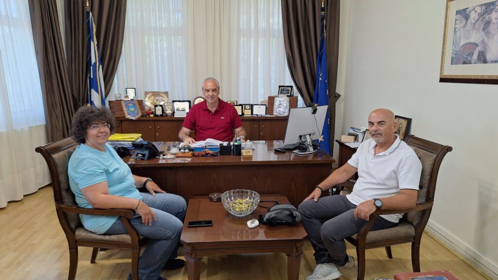 Με την Πρόεδρο του Συλλόγου Εργαζομένων Δημοτικών Υπαλλήλων Ν. Λάρισας ο Γάτσας