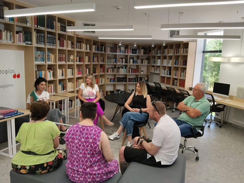 Στη Δημοτική Βιβλιοθήκη Ελασσόνας, οι σελίδες των βιβλίων γέμισαν ζωή, χαμόγελα και όνειρα (ΦΩΤΟ)