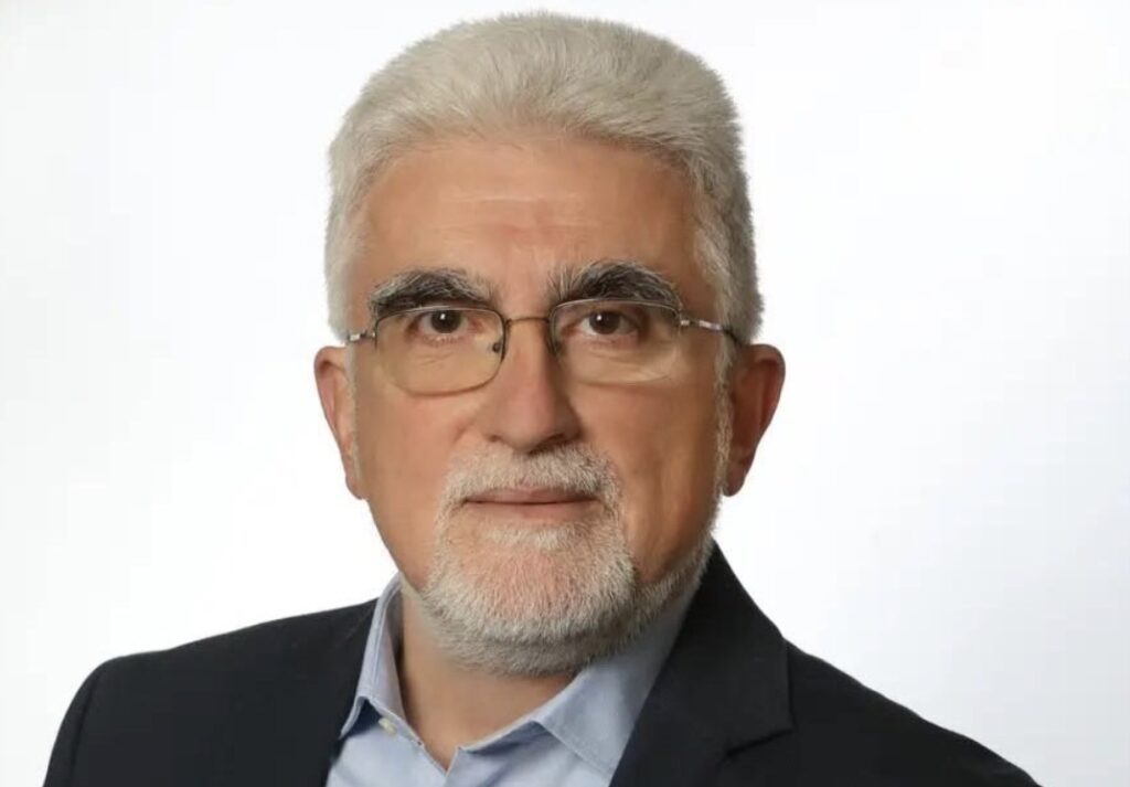 Ο Ιωάννης Καριπίδης στη θέση του Κόκκαλη στη Βουλή με τον ΣΥΡΙΖΑ – Αποδέχθηκε το βουλευτικό αξίωμα