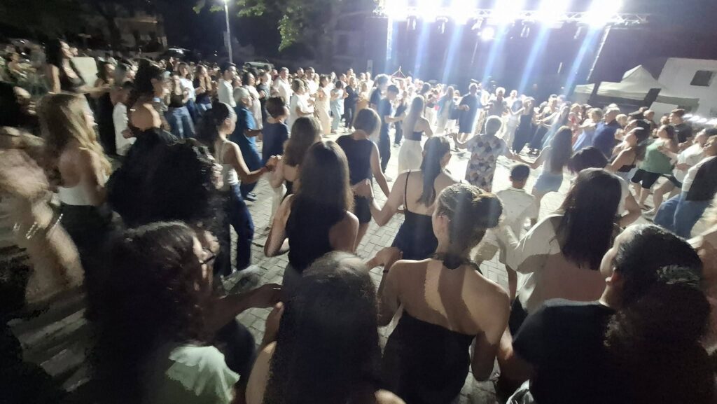Ελασσόνα: Μεγάλο γλέντι στο 34ο Αντάμωμα Απανταχού Καλλιθιωτών (ΦΩΤΟ)