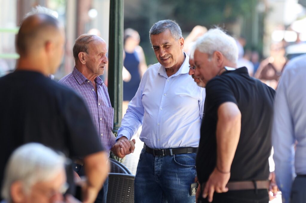 Η Περιφέρεια Θεσσαλίας χρηματοδοτεί με 400.000 ευρώ την αγροτική οδοποιία στο Λιβάδι Ελασσόνας (ΦΩΤΟ)