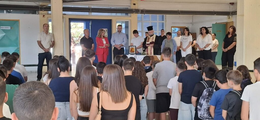 Ε. Λιακούλη από την ακριτική Καλλιθέα Ελασσόνας: «Όσο χτυπά το κουδούνι, τα χωριά μας έχουν μέλλον! Να ξαναζωντανέψουμε την ύπαιθρο, να ξαναδώσουμε κίνητρο στα παιδιά μας»